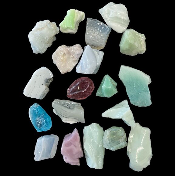 Art Glass Cullet Glowing Manganese Uranium Glass Bulk Assortment 3 LBS #5GA3 - Picture 1 of 10